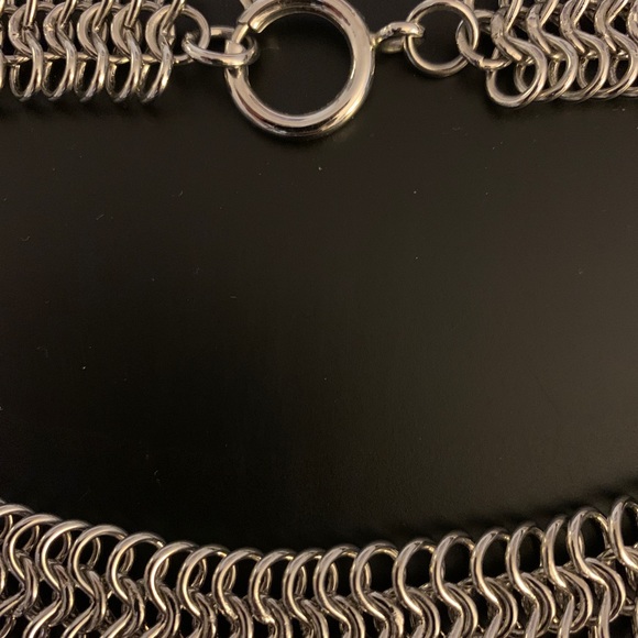 Fashion necklace with rhinestone strings - Picture 3 of 8